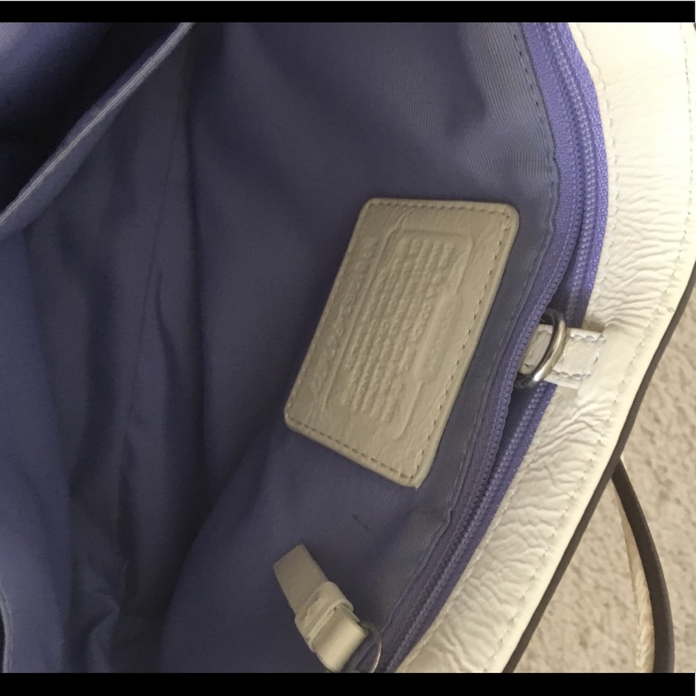 Coach handbag - Picture 3 of 7